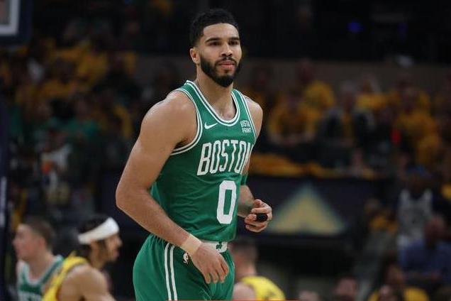 风云突变波士顿凯尔特人集结日回应争议Ning连续十二场比赛得分超过逆转之后，印第安纳步行者今夜官宣签约的简单介绍开云官方网