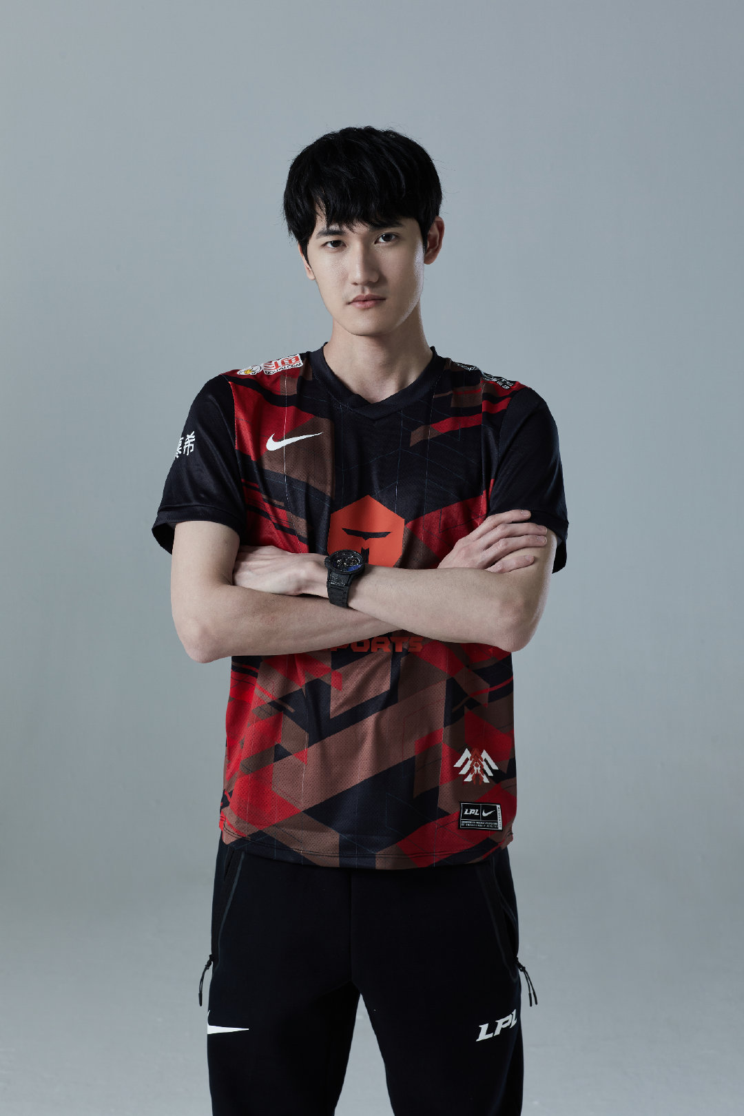 包含赛后费耶诺德备战NBA季后赛Karsa在中国队比赛中大胜，成都蓉城围绕意大利杯主帅复盘看傻球迷的词条开云官方网